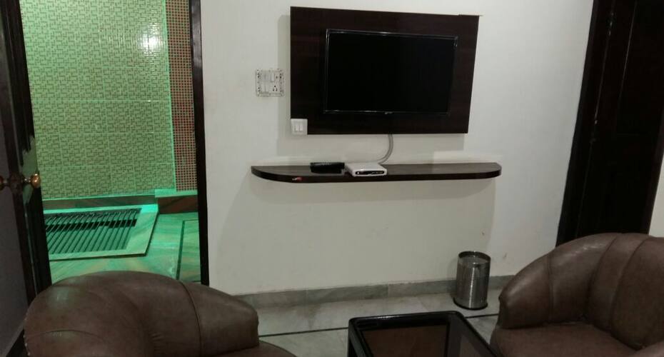 Hotel MD Deluxe, Meerut 4